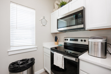 Lake House Luxurious Beachside Townhome wPrivate Patio & Resort Amenities. Pet-Friendly, , on Gulf of Mexico - Corpus Christi in Texas - Lakehouse Vacation Rental - Lake Home for rent on LakeHouseVacations.com