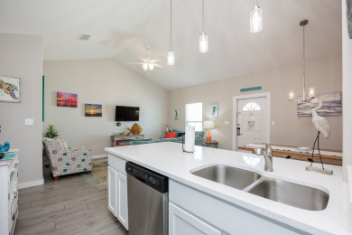 Lake House Luxurious Beachside Townhome wPrivate Patio & Resort Amenities. Pet-Friendly, , on Gulf of Mexico - Corpus Christi in Texas - Lakehouse Vacation Rental - Lake Home for rent on LakeHouseVacations.com