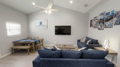 Lake House Spacious, Pet-Friendly, Coastal Retreat wPrivate Patio, Steps from the Beach, , on Gulf of Mexico - Corpus Christi in Texas - Lakehouse Vacation Rental - Lake Home for rent on LakeHouseVacations.com