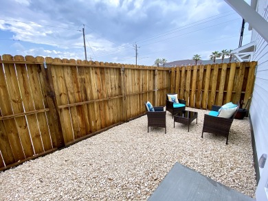 Lake House Time to Unwind & Recharge at this Pet-Friendly home that's Close to the Beach, , on Gulf of Mexico - Corpus Christi in Texas - Lakehouse Vacation Rental - Lake Home for rent on LakeHouseVacations.com