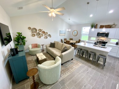 Lake House Time to Unwind & Recharge at this Pet-Friendly home that's Close to the Beach, , on Gulf of Mexico - Corpus Christi in Texas - Lakehouse Vacation Rental - Lake Home for rent on LakeHouseVacations.com