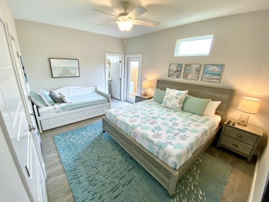 Lake House Time to Unwind & Recharge at this Pet-Friendly home that's Close to the Beach, , on Gulf of Mexico - Corpus Christi in Texas - Lakehouse Vacation Rental - Lake Home for rent on LakeHouseVacations.com