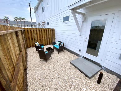 Lake House Time to Unwind & Recharge at this Pet-Friendly home that's Close to the Beach, , on Gulf of Mexico - Corpus Christi in Texas - Lakehouse Vacation Rental - Lake Home for rent on LakeHouseVacations.com