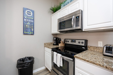 Lake House Spacious Pet-Friendly Townhome with Heated Pool & Steps to the Beach, , on Gulf of Mexico - Corpus Christi in Texas - Lakehouse Vacation Rental - Lake Home for rent on LakeHouseVacations.com