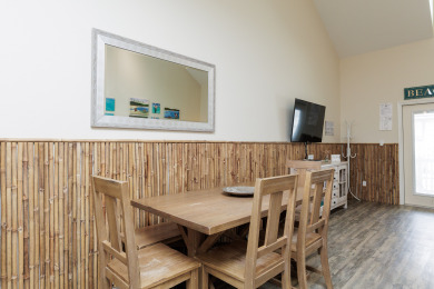 Lake House Beach Days and Pool Nights Condo with Heated Pool Offers the Perfect Getaway, , on Gulf of Mexico - Corpus Christi in Texas - Lakehouse Vacation Rental - Lake Home for rent on LakeHouseVacations.com