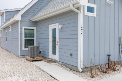 Lake House Discover Coastal Luxury with this Stylish Pet Friendly Beach Retreat! , , on Gulf of Mexico - Corpus Christi in Texas - Lakehouse Vacation Rental - Lake Home for rent on LakeHouseVacations.com