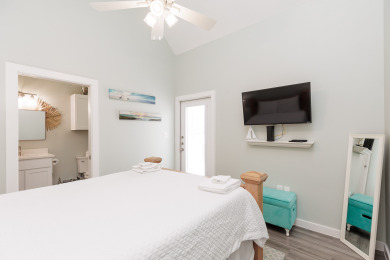 Lake House Discover Coastal Luxury with this Stylish Pet Friendly Beach Retreat! , , on Gulf of Mexico - Corpus Christi in Texas - Lakehouse Vacation Rental - Lake Home for rent on LakeHouseVacations.com
