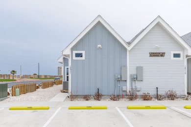 Lake House Discover Coastal Luxury with this Stylish Pet Friendly Beach Retreat! , , on Gulf of Mexico - Corpus Christi in Texas - Lakehouse Vacation Rental - Lake Home for rent on LakeHouseVacations.com