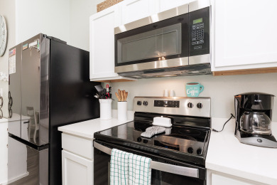 Lake House Discover Coastal Luxury with this Stylish Pet Friendly Beach Retreat! , , on Gulf of Mexico - Corpus Christi in Texas - Lakehouse Vacation Rental - Lake Home for rent on LakeHouseVacations.com