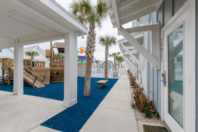Lake House Discover Coastal Luxury with this Stylish Pet Friendly Beach Retreat! , , on Gulf of Mexico - Corpus Christi in Texas - Lakehouse Vacation Rental - Lake Home for rent on LakeHouseVacations.com