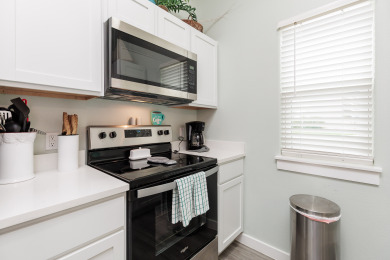 Lake House Discover Coastal Luxury with this Stylish Pet Friendly Beach Retreat! , , on Gulf of Mexico - Corpus Christi in Texas - Lakehouse Vacation Rental - Lake Home for rent on LakeHouseVacations.com
