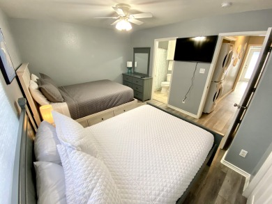 Lake House Stunning Waterfront Views at this Pet-Friendly Fishing Retreat, , on Gulf of Mexico - Corpus Christi in Texas - Lakehouse Vacation Rental - Lake Home for rent on LakeHouseVacations.com