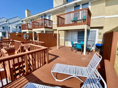 Lake House Stunning Waterfront Views at this Pet-Friendly Fishing Retreat, , on Gulf of Mexico - Corpus Christi in Texas - Lakehouse Vacation Rental - Lake Home for rent on LakeHouseVacations.com