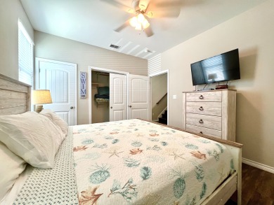 Lake House Pet-Friendly Townhome Walking Distance to the Beach w2 Heated Pools, , on Gulf of Mexico - Corpus Christi in Texas - Lakehouse Vacation Rental - Lake Home for rent on LakeHouseVacations.com