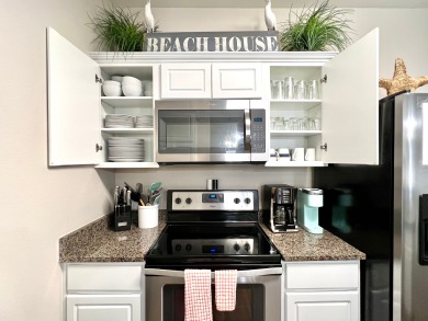 Lake House Pet-Friendly Townhome Walking Distance to the Beach w2 Heated Pools, , on Gulf of Mexico - Corpus Christi in Texas - Lakehouse Vacation Rental - Lake Home for rent on LakeHouseVacations.com