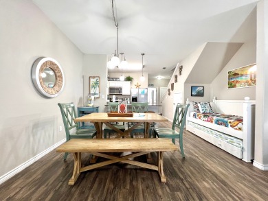 Lake House Pet-Friendly Townhome Walking Distance to the Beach w2 Heated Pools, , on Gulf of Mexico - Corpus Christi in Texas - Lakehouse Vacation Rental - Lake Home for rent on LakeHouseVacations.com
