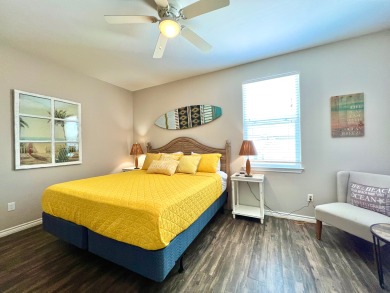 Lake House Pet-Friendly Townhome Walking Distance to the Beach w2 Heated Pools, , on Gulf of Mexico - Corpus Christi in Texas - Lakehouse Vacation Rental - Lake Home for rent on LakeHouseVacations.com