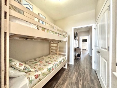 Lake House Pet-Friendly Townhome Walking Distance to the Beach w2 Heated Pools, , on Gulf of Mexico - Corpus Christi in Texas - Lakehouse Vacation Rental - Lake Home for rent on LakeHouseVacations.com