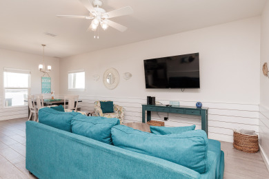 Lake House Dog-Friendly Getaway w2 Resort Pools, Pickleball Court, & Fishing Docks, , on Gulf of Mexico - Corpus Christi in Texas - Lakehouse Vacation Rental - Lake Home for rent on LakeHouseVacations.com