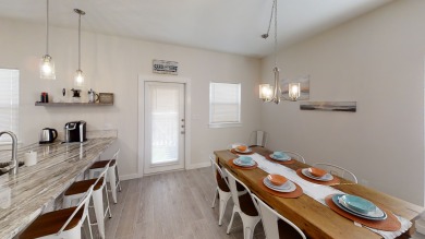 Lake House Sea Haven Spacious Family-Friendly Townhouse wa Heated Pool & Private Patio, , on Gulf of Mexico - Corpus Christi in Texas - Lakehouse Vacation Rental - Lake Home for rent on LakeHouseVacations.com