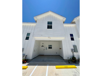 Lake House Upscale Family Haven Pickleball Court, 2 Pools, & an Easy Walk to the Beach, , on Gulf of Mexico - Corpus Christi in Texas - Lakehouse Vacation Rental - Lake Home for rent on LakeHouseVacations.com