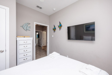 Lake House Family-friendly beauty is located just Across the Street from the Beach!, , on Gulf of Mexico - Corpus Christi in Texas - Lakehouse Vacation Rental - Lake Home for rent on LakeHouseVacations.com