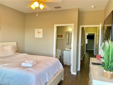 Lake House Time to Make Waves Spacious Townhouse Steps from the Beach is Ready For You, , on Gulf of Mexico - Corpus Christi in Texas - Lakehouse Vacation Rental - Lake Home for rent on LakeHouseVacations.com