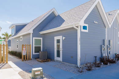 Lake House Dog-Friendly Getaway with Fun Amenities, Just Steps from the Beach, , on Gulf of Mexico - Corpus Christi in Texas - Lakehouse Vacation Rental - Lake Home for rent on LakeHouseVacations.com
