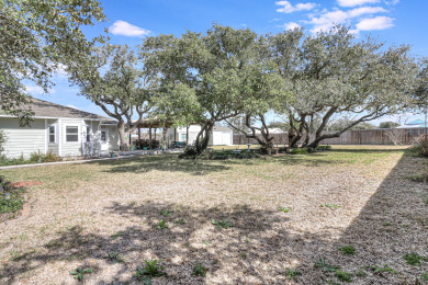 Lake House Pet Friendly, Game Room, Fenced 12 Acre, Outdoor Bar with a TV!, , on Gulf of Mexico - Aransas Bay in Texas - Lakehouse Vacation Rental - Lake Home for rent on LakeHouseVacations.com