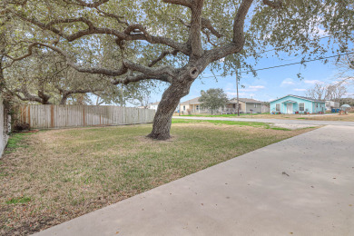 Lake House Pet Friendly, Game Room, Fenced 12 Acre, Outdoor Bar with a TV!, , on Gulf of Mexico - Aransas Bay in Texas - Lakehouse Vacation Rental - Lake Home for rent on LakeHouseVacations.com