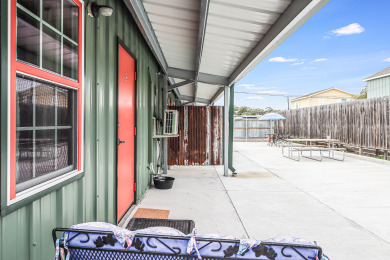 Lake House Quaint cabin super close to the marina, restaurants and activities!, , on Gulf of Mexico - Aransas Bay in Texas - Lakehouse Vacation Rental - Lake Home for rent on LakeHouseVacations.com