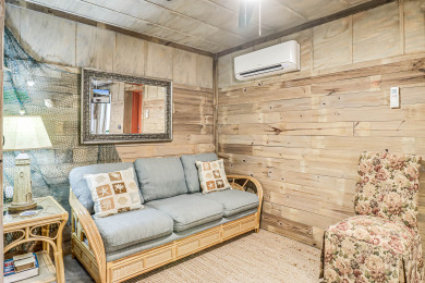 Lake House Quaint cabin super close to the marina, restaurants and activities!, , on Gulf of Mexico - Aransas Bay in Texas - Lakehouse Vacation Rental - Lake Home for rent on LakeHouseVacations.com