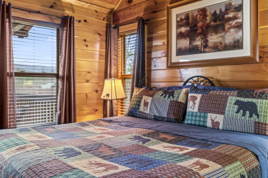 Lake House Mountain Views, Hot Tub and Access to Seasonal Outdoor Pool, , on Douglas Lake in Tennessee - Lakehouse Vacation Rental - Lake Home for rent on LakeHouseVacations.com