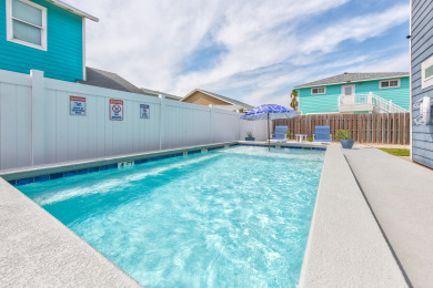 Lake House Private heated pool, boat parking, near the beach!, , on Gulf of Mexico - Port Aransas in Texas - Lakehouse Vacation Rental - Lake Home for rent on LakeHouseVacations.com