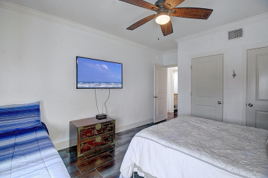 Lake House Watch the dolphins play from your living room in this amazing gem!, , on Gulf of Mexico - Port Aransas in Texas - Lakehouse Vacation Rental - Lake Home for rent on LakeHouseVacations.com