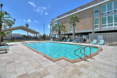 Lake House Spacious condo with a HEATED community pool. Private Pier! , , on Gulf of Mexico - Port Aransas in Texas - Lakehouse Vacation Rental - Lake Home for rent on LakeHouseVacations.com