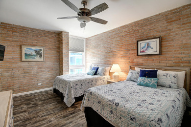 Lake House Spacious condo with a HEATED community pool. Private Pier! , , on Gulf of Mexico - Port Aransas in Texas - Lakehouse Vacation Rental - Lake Home for rent on LakeHouseVacations.com