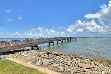 Lake House Spacious condo with a HEATED community pool. Private Pier! , , on Gulf of Mexico - Port Aransas in Texas - Lakehouse Vacation Rental - Lake Home for rent on LakeHouseVacations.com