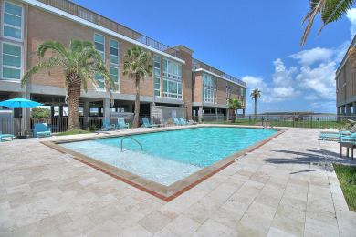 Lake House Spacious condo with a HEATED community pool. Private Pier! , , on Gulf of Mexico - Port Aransas in Texas - Lakehouse Vacation Rental - Lake Home for rent on LakeHouseVacations.com