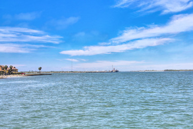 Lake House Heated Community Pool, Private fishing pier, Elevator access!, , on Gulf of Mexico - Port Aransas in Texas - Lakehouse Vacation Rental - Lake Home for rent on LakeHouseVacations.com