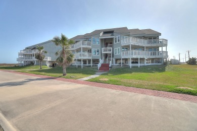Lake House Heated swimming pool, hot tub and beach access!, , on Gulf of Mexico - Port Aransas in Texas - Lakehouse Vacation Rental - Lake Home for rent on LakeHouseVacations.com