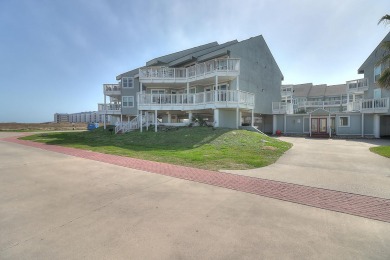 Lake House Heated swimming pool, hot tub and beach access!, , on Gulf of Mexico - Port Aransas in Texas - Lakehouse Vacation Rental - Lake Home for rent on LakeHouseVacations.com