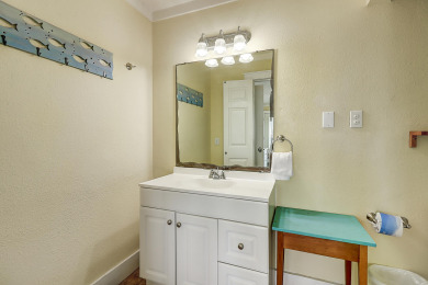 Lake House Heated swimming pool, hot tub and beach access!, , on Gulf of Mexico - Port Aransas in Texas - Lakehouse Vacation Rental - Lake Home for rent on LakeHouseVacations.com