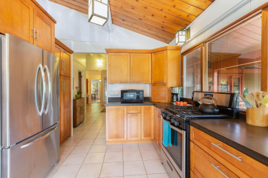 Lake House Hale Koolau Estate - AC, Hot Tub TVNC #10171018, , on  in Hawaii - Lakehouse Vacation Rental - Lake Home for rent on LakeHouseVacations.com
