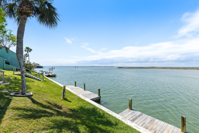 Lake House Waterfront Condo Perfect for Your Fishing Getaway with Great Views, , on Gulf of Mexico - Corpus Christi in Texas - Lakehouse Vacation Rental - Lake Home for rent on LakeHouseVacations.com