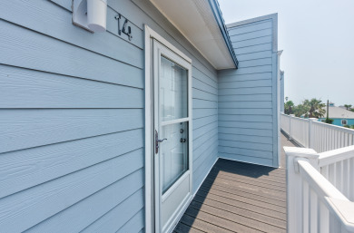 Lake House Family vacation memories, community pool, lighted fishing pier, boat parking, , on Gulf of Mexico - Port Aransas in Texas - Lakehouse Vacation Rental - Lake Home for rent on LakeHouseVacations.com