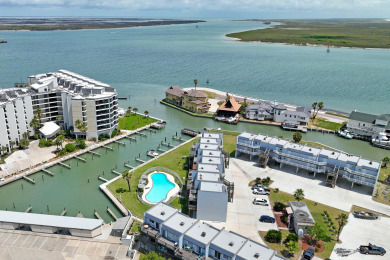 Lake House Family vacation memories, community pool, lighted fishing pier, boat parking, , on Gulf of Mexico - Port Aransas in Texas - Lakehouse Vacation Rental - Lake Home for rent on LakeHouseVacations.com