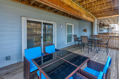Lake House Family vacation memories, community pool, lighted fishing pier, boat parking, , on Gulf of Mexico - Port Aransas in Texas - Lakehouse Vacation Rental - Lake Home for rent on LakeHouseVacations.com