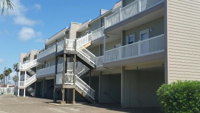 Lake House Family vacation memories, community pool, lighted fishing pier, boat parking, , on Gulf of Mexico - Port Aransas in Texas - Lakehouse Vacation Rental - Lake Home for rent on LakeHouseVacations.com