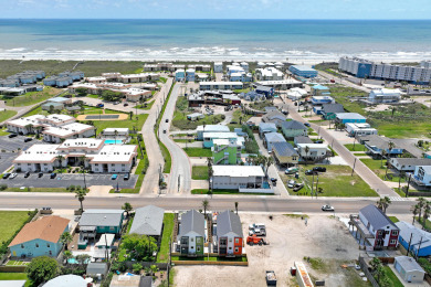 Lake House New Coastal Container Home! Pet friendly, Pool, walking distance to the beach, , on Gulf of Mexico - Port Aransas in Texas - Lakehouse Vacation Rental - Lake Home for rent on LakeHouseVacations.com